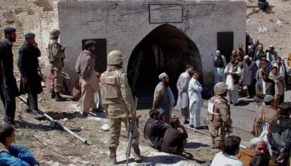 مصرع 4 عمال جراء انفجار منجم في باكستان