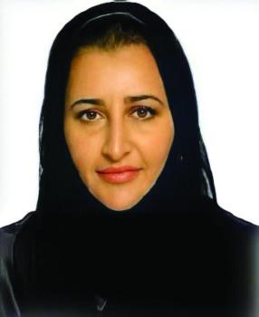 «حاضنة الأزياء».. تعيد إنتاج الموروث بأفكار عصرية
