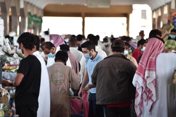 الازدحام مستمر بسوق خضار الدمام