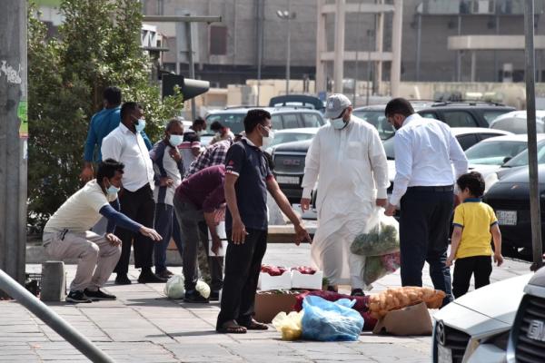 الازدحام مستمر بسوق خضار الدمام