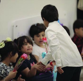 «ذوو متلازمة داون».. مختلفون لا مرضى