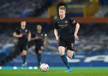 مانشستر سيتي يقصي إيفرتون بشق الأنفس من كأس الاتحاد الإنجليزي