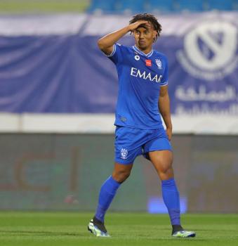 الهلال يعزز صدارته