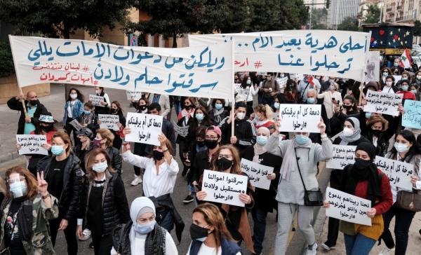 البطريرك الراعي يدعو العالم لمساعدة الشعب اللبناني في محنته