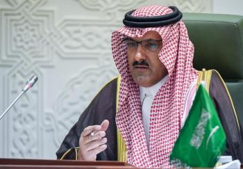 «آل جابر»: المملكة تسعى إلى أمن واستقرار اليمن