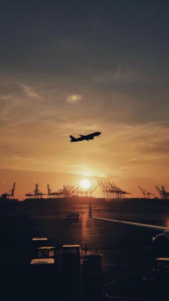4 حلول تدفع قطاع الطيران إلى التعافي في 2021