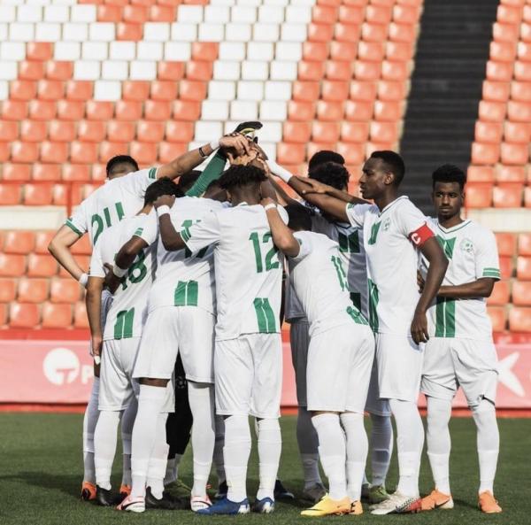 تركت الشباب لعيون النصر!