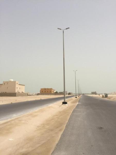 تركيب 350 عمود إنارة جديد بالخفجي