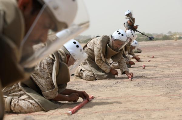 «مسام» مشروع سعودي ينزع «فتيل الموت» الحوثي