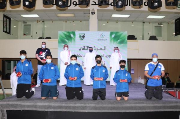 الأهلي يتوج بلقب الطاولة