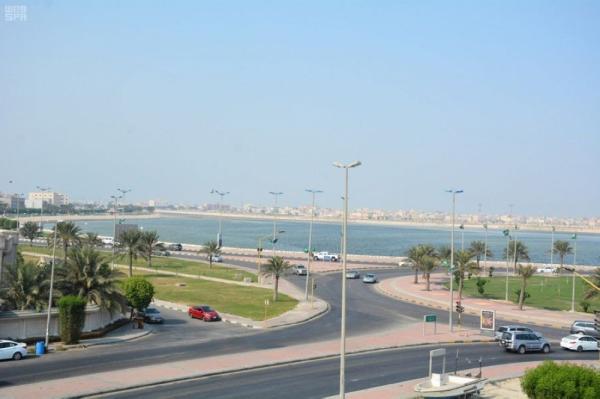 إنجاز 70% من المشروعات التنموية في القطيف