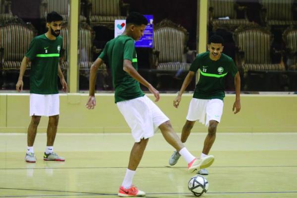 «أخضر» الصالات يدشن تدريباته في الدمام