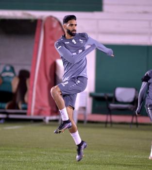 تأكد غياب الهزاع وآل سليس أمام القادسية