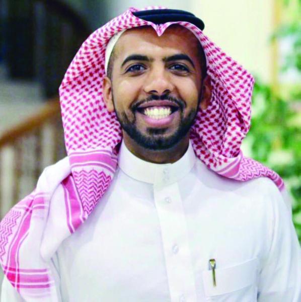 «الشريك الأدبي» يعيد للمقاهي دورها الثقافي