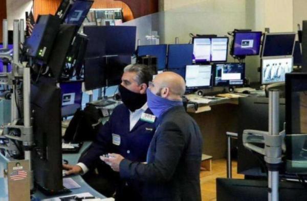 مؤشرات الأسهم الأمريكية تغلق على تباين