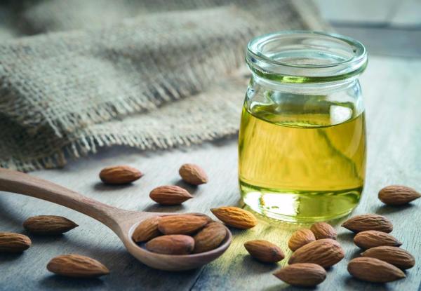 اللوز.. والحساسية المفرطة