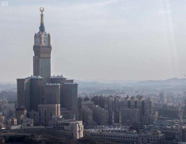 الأتربة تحجب الرؤية على مكة.. اليوم الإثنين