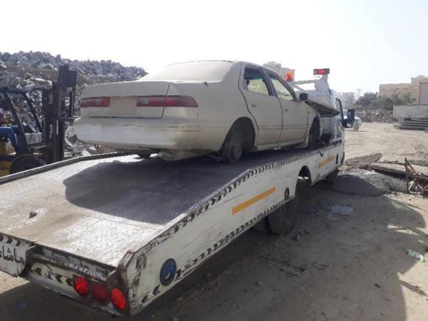 رفع 515 سيارة مهملة وتالفة في جدة