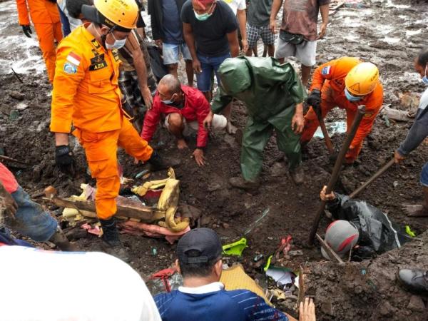 إعصار مداري يقتل 113 في إندونيسيا وتيمور الشرقية