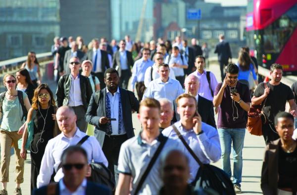 الجائحة تهبط بمتوسط أعمار الأوروبيين