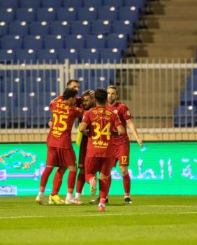 النصر يسقط في فخ ضمك