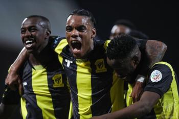 الاتحاد يحسم الكلاسيكو ويشعل سباق الصدارة