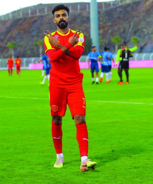 العمري والكويكبي.. تنافس مثير