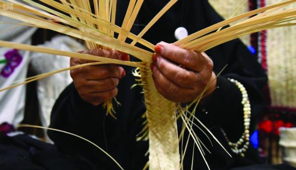 «معهد الفنون التقليدية» يعزز التراث ويدعم التأهيل الأكاديمي
