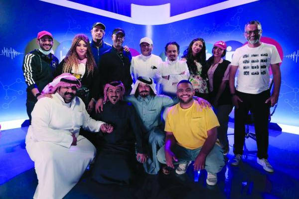 «ستوديو 21» كوميديا خفيفة تقتحم عالم القنوات الفضائية
