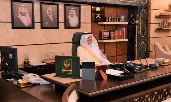 أمير الشرقية : العاملون بالقطاع الصحي يقدمون رسالة سامية