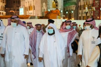 "السديس" يتفقد الإجراءات الاحترازية بباب الملك عبدالعزيز قبل افتتاحه