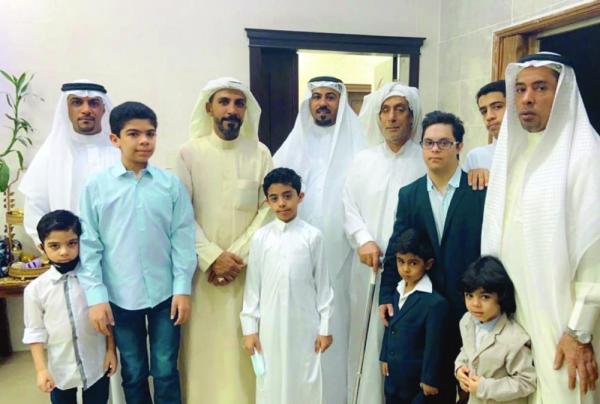 «المخرق» يحتفل بعقد قرانه