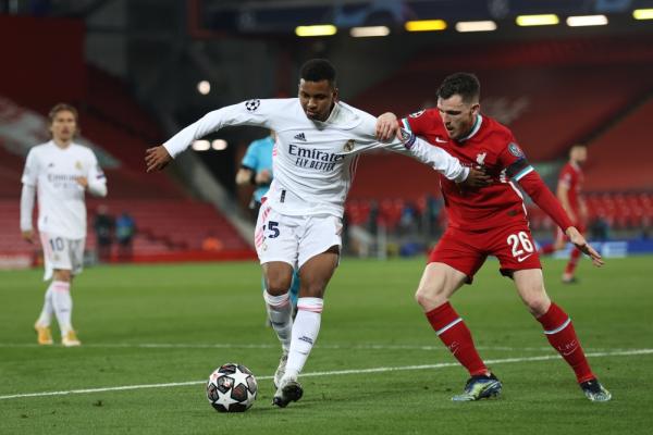 الريال يقصي ليفربول من «الأبطال»