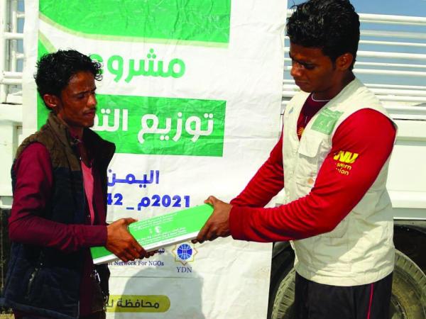 3924 كرتون تمور في لحج والضالع