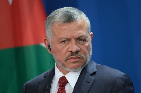 ملك الأردن: العفو عمن «انجر وراء الفتنة»