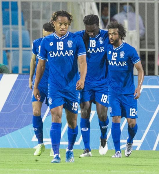 الهلال ينهار امام استقلال دوشنبه