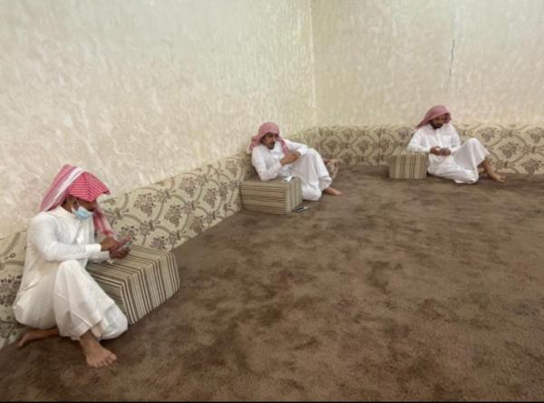 الأم في العناية.. «إبل سائبة» تُنهي حياة زوجين بالنعيرية 