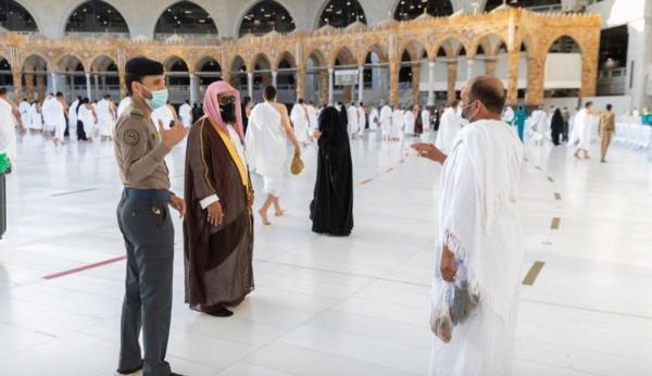 120 موظفا «ميدانيا وتوعويا» بهيئة المسجد الحرام