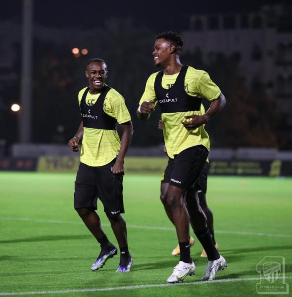 الاتحاد يحفز لاعبيه براتب شهر