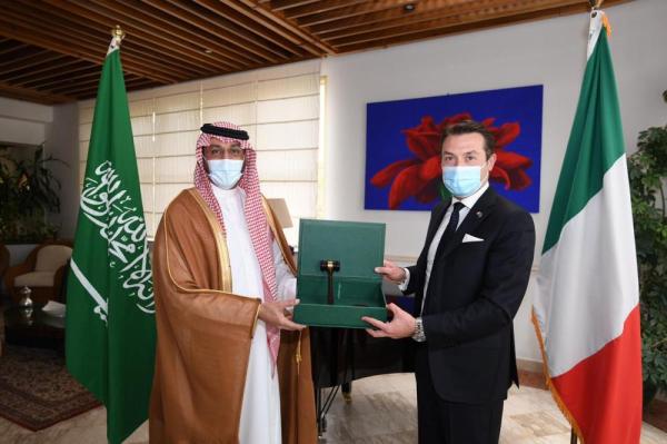 المملكة تسلم مطرقة مجموعة العشرين لإيطاليا