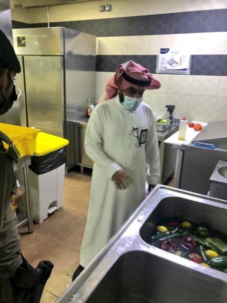 رصد 4 مخالفات بمنتجعات «نصف القمر»