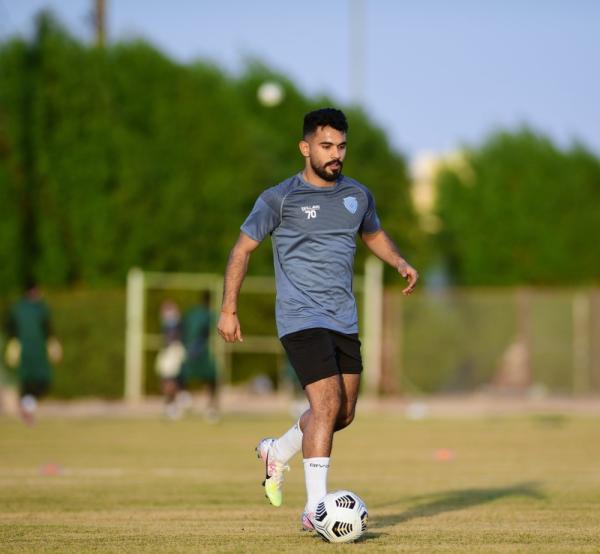 الشملان يواصل الغياب عن تدريبات الباطن