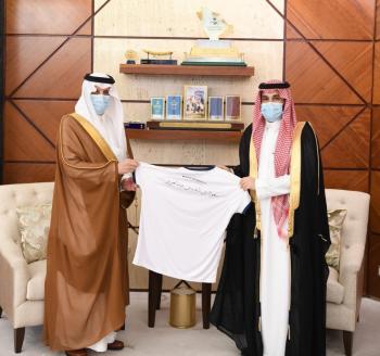 أمير الشرقية ينوه بأهمية تدريب وتمكين الشباب