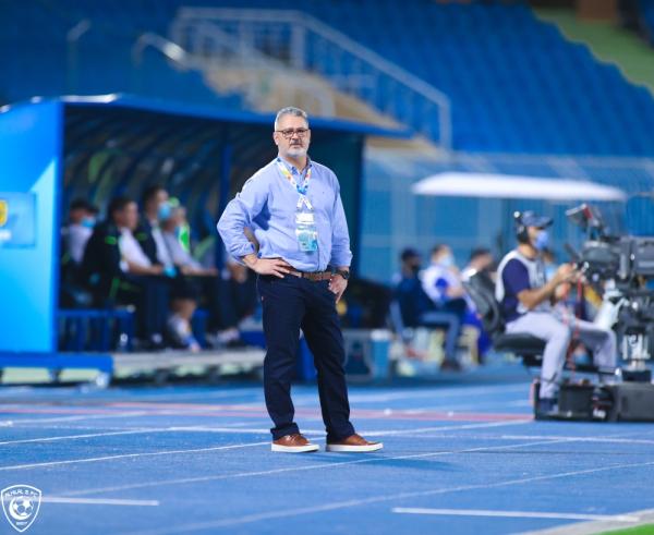 مورايس.. على طاولة الهلال