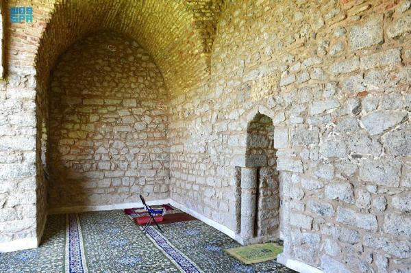 مسجد الفتح .. شاهد على السيرة النبوية العطرة
