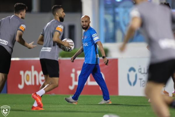 اتحاد الكرة.. استعانة الهلال بالحسيني 'قانونية'