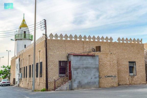جوامع ومساجد الوجه.. منارات دينية عمرها 200 عام