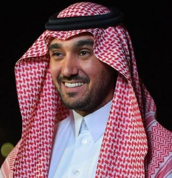 وزير الرياضة يعتمد مجلس «الأهلي» برئاسة ماجد النفيعي