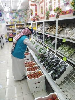 1700 جولة تغلق 17 منشأة بأسواق الشرقية