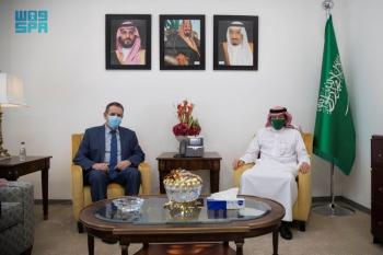 نائب وزير الخارجية يستعرض العلاقات مع سفير روسيا